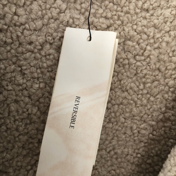 NWT Banana Republic Reversible Sherpa Jacket Cozy Barn Style Size Medium - Picture 11 of 11